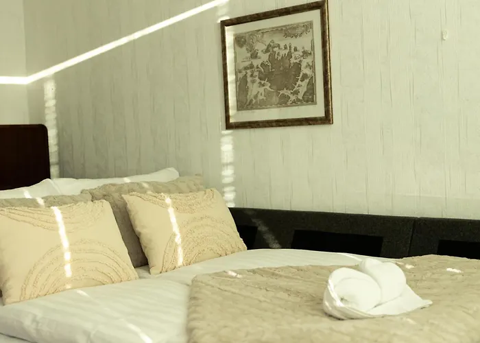 Lapland Aurora By Booklapland * Ροβανιέμι